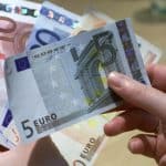 salaire moyen en France en 2021
